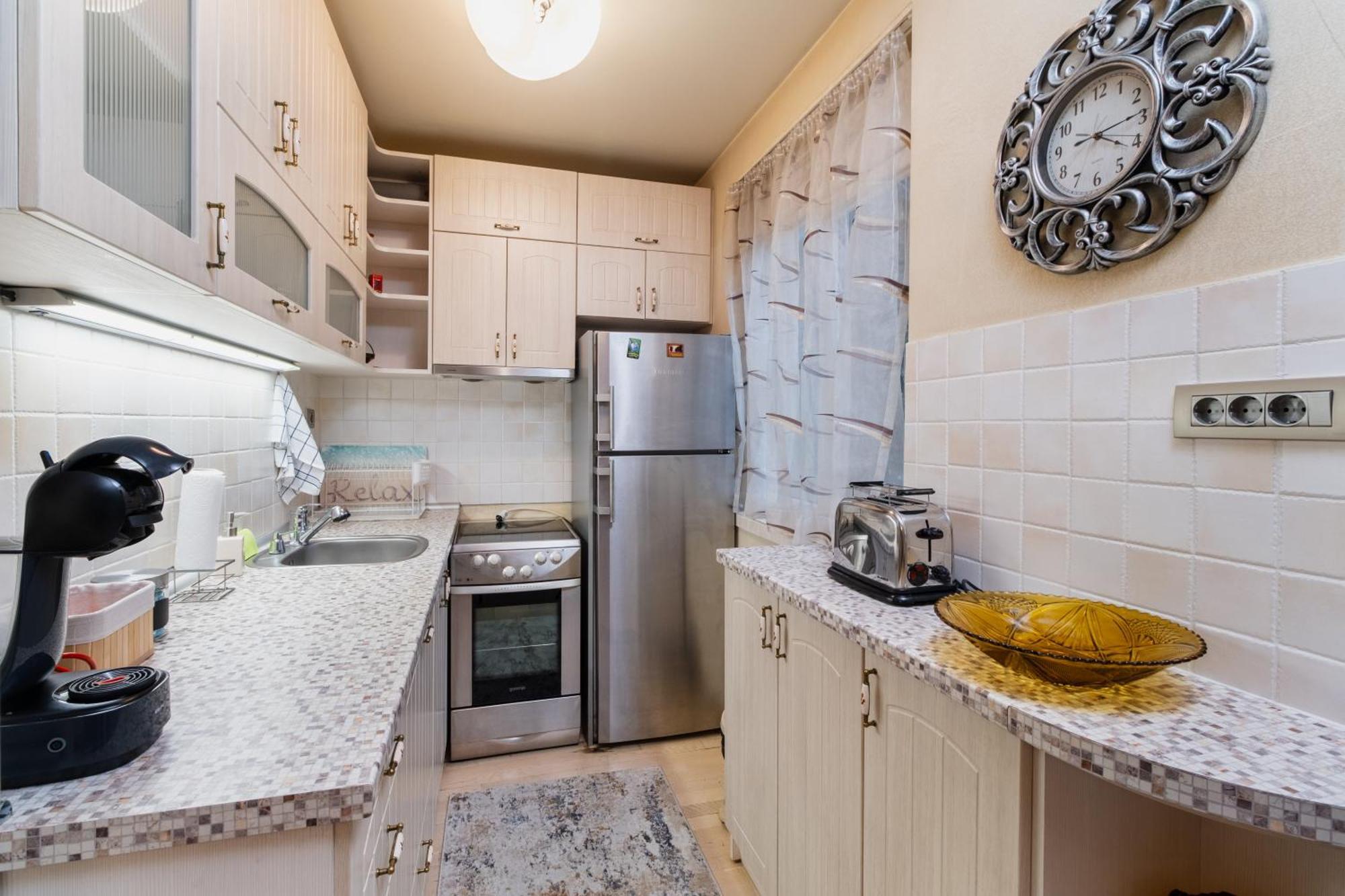 Elegant 1-Bedroom Apartment プロヴディフ エクステリア 写真